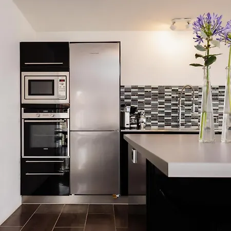 Nyaraló Eksklusiv *